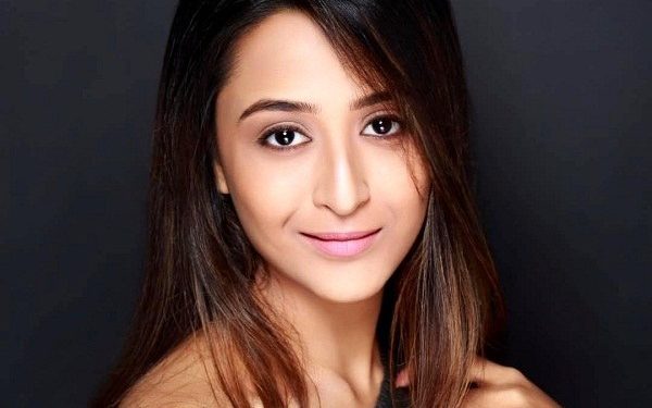 Ariah Agarwal हाइट Weight उम्र बॉयफ्रेंड Biography in Hindi Ariah Agarwal