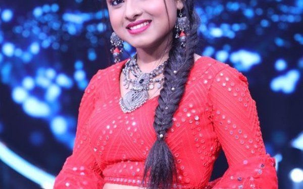 Arunita Kanjilal हाइट उम्र बॉयफ्रेंड परिवार Biography in Hindi Arunita Kanjilal