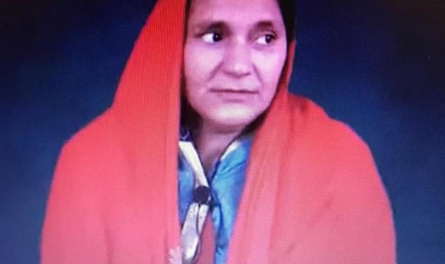 Asha Singh Unnao Rape Victims Mother उम्र परिवार Biography in Unnao Rape Victim