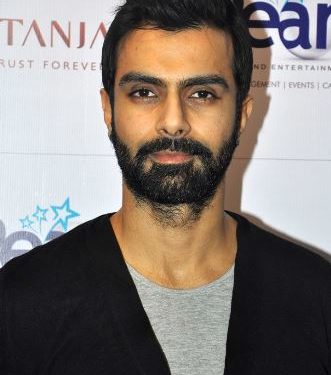 Ashmit Patel उम्र हाइट गर्लफ्रेंड पत्नी परिवार Biography in Hindi Ashmit Patel
