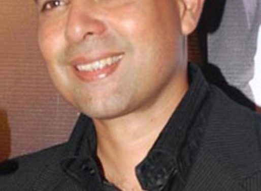 Atul Agnihotri हाइट उम्र पत्नी गर्लफ्रेंड Biography परिवार in Hindi Atul Agnihotri Height, Age, Wife, Girlfriend, Biography, Family & More