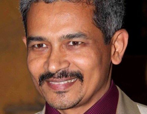Atul Kulkarni Actor उम्र पत्नी परिवार Biography in Hindi Atul Kulkarni