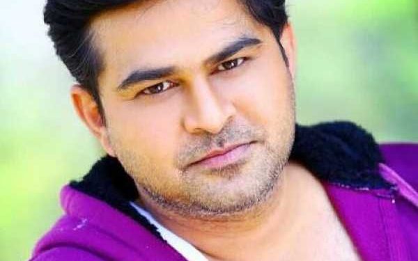 Avishkar Darvhekar हाइट उम्र पत्नी परिवार Biography in Hindi Avishkar Darvhekar