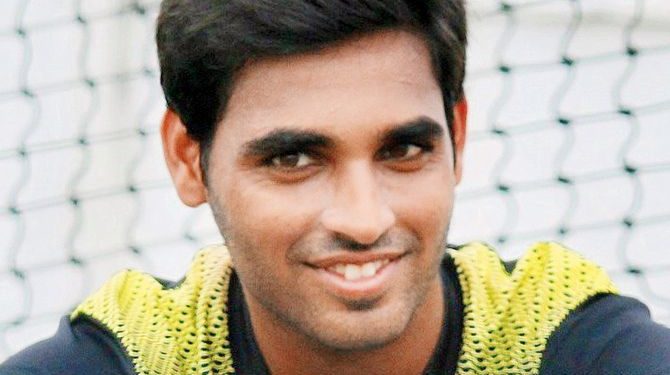 Bhuvneshwar Kumar हाइट उम्र पत्नी बच्चे परिवार Biography in Hindi Bhuvneshwar Kumar