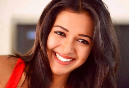 Catherine Tresa हाइट Weight उम्र Affairs Biography in Hindi Catherine Tresa profile