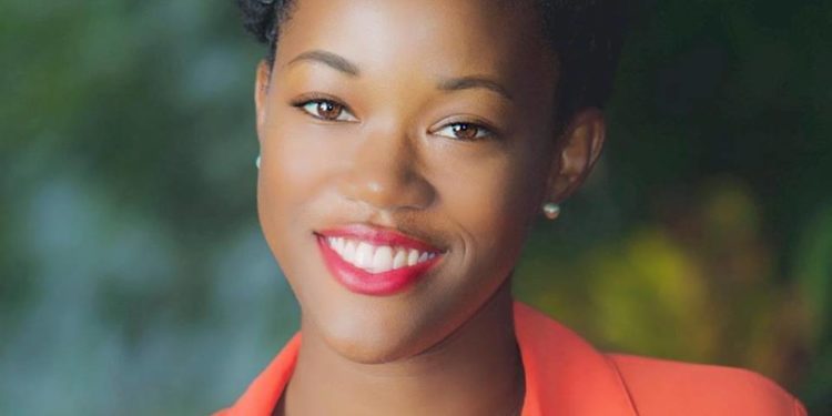 Dee Ann Rogers हाइट Weight उम्र Boyfriends परिवार Biography in Hindi Dee-Ann Rogers