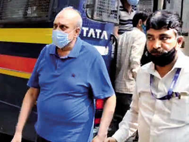 दिलीप छाबड़िया को मुंबई की एक अदालत में लाया गया