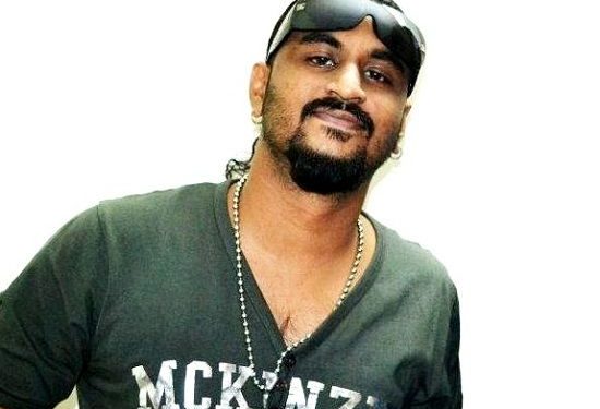 Emcee Jesz Singer हाइट Weight उम्र गर्लफ्रेंड Biography in Hindi Emcee Jesz