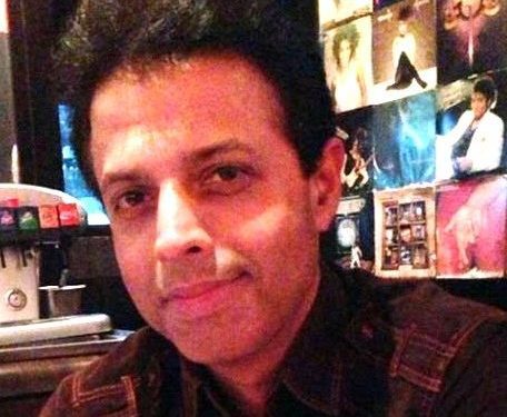 Guroudev Bhalla Producer हाइट Weight उम्र पत्नी बच्चे Biography in Guruodev Bhalla