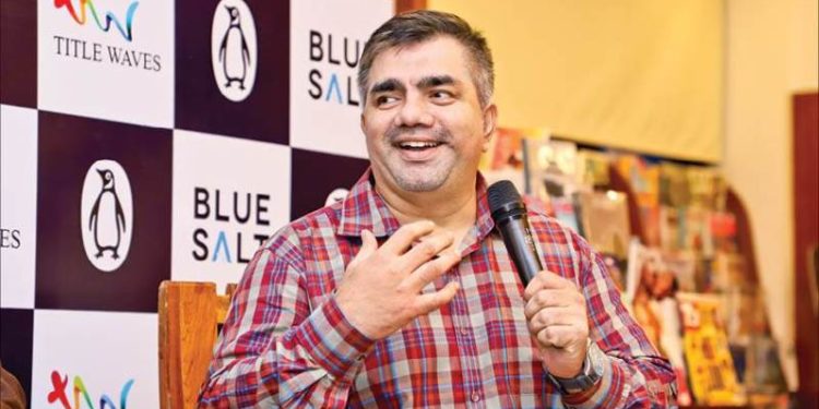 Hussain Zaidi उम्र हाइट पत्नी बच्चे परिवार Biography in Hindi Hussain Zaidi