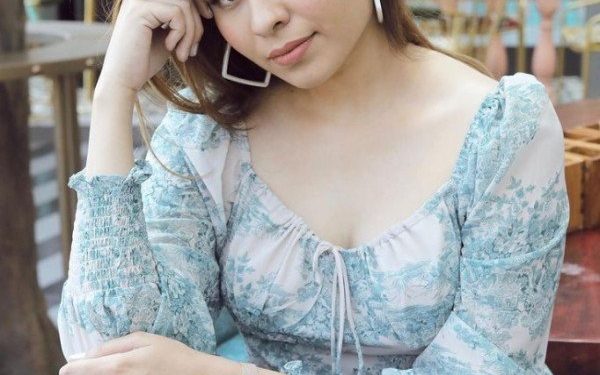 Kanan Sharma हाइट उम्र बॉयफ्रेंड परिवार Biography in Hindi Kanan Sharma