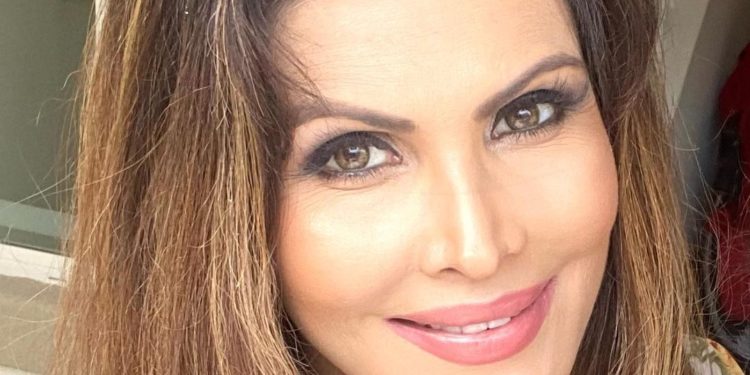 Kimi Verma हाइट उम्र पति बच्चे परिवार Biography in Hindi Kimi Verma