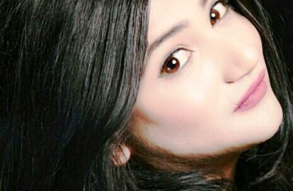 Mahika Sharma Actress उम्र हाइट बॉयफ्रेंड परिवार Biography in Hindi Mahika Sharma