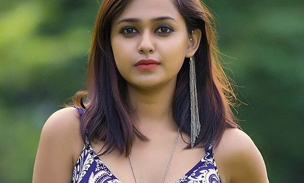 Mishmee Das Actress हाइट Weight उम्र बॉयफ्रेंड Biography in Hindi Mishmee Das