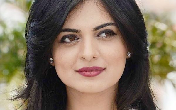 Niharika Singh Actress हाइट Weight उम्र बॉयफ्रेंड परिवार Biography in Niharika Singh