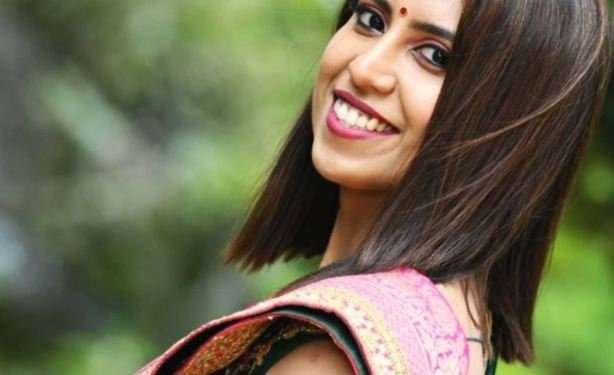 Nikitha Shiv हाइट उम्र बॉयफ्रेंड पति परिवार Biography in Hindi Nikitha Shiv