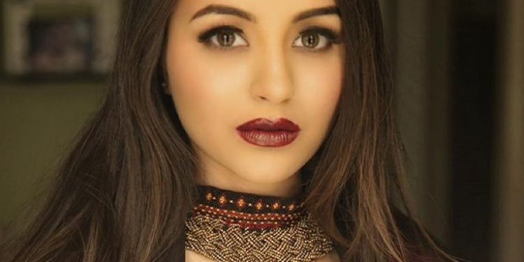 Nikkesha Rangwala हाइट Weight उम्र बॉयफ्रेंड परिवार Biography in Hindi Nikkesha Rangwala