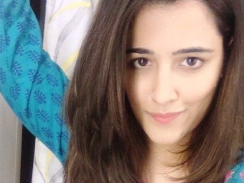 Nupur Sanon Kriti Sanons Sister उम्र बॉयफ्रेंड Biography in Hindi Nupur Sanon