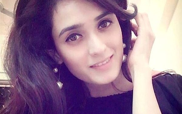 Pankhuri Awasthy हाइट Weight उम्र पति परिवार Biography in Hindi Pankhuri Awasthy