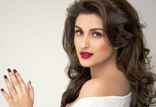 Parineeti Chopra उम्र हाइट बॉयफ्रेंड परिवार Biography in Hindi Parineeti Chopra