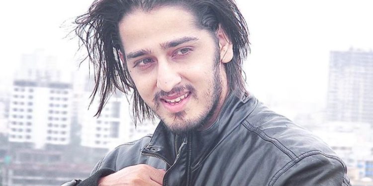 Qazi Touqeer हाइट उम्र गर्लफ्रेंड पत्नी परिवार Biography in more Qazi Touqeer