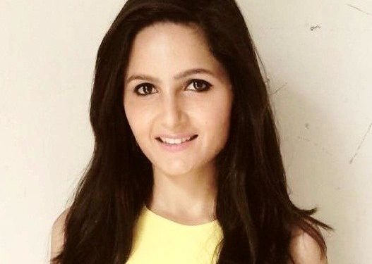 Radha Bhatt हाइट Weight उम्र बॉयफ्रेंड Biography in Hindi Radha Bhatt