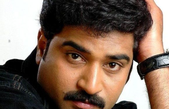 Rajiv Kanakala Actor हाइट Weight उम्र पत्नी Biography in Hindi Rajiv Kanakala