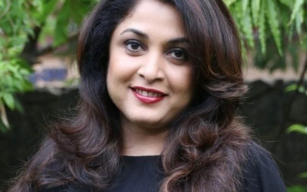 Ramya Krishnan हाइट Weight उम्र पति परिवार Biography in Hindi ramya-krishnan