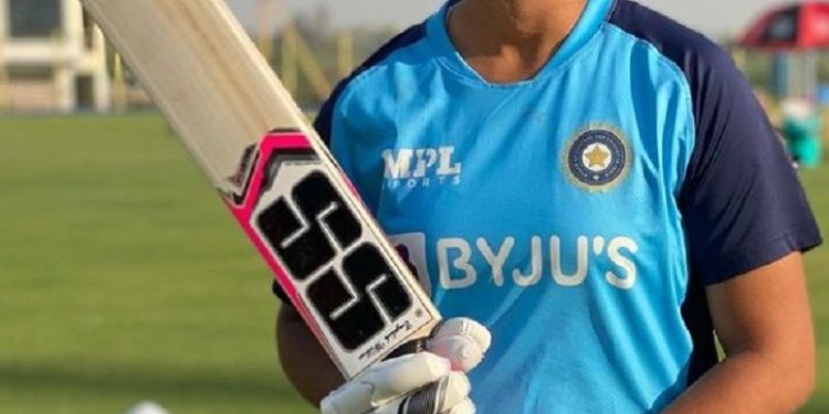 Richa Ghosh हाइट उम्र बॉयफ्रेंड परिवार Biography in Hindi Richa Ghosh