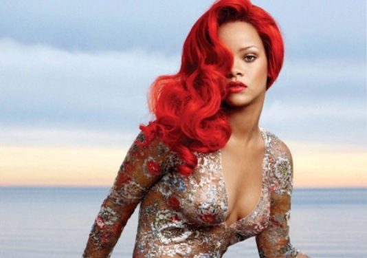 Rihanna हाइट Weight उम्र बॉयफ्रेंड पति परिवार Biography in Hindi Rihanna Height, Weight, Age, Boyfriend, Husband, Family, Biography & More