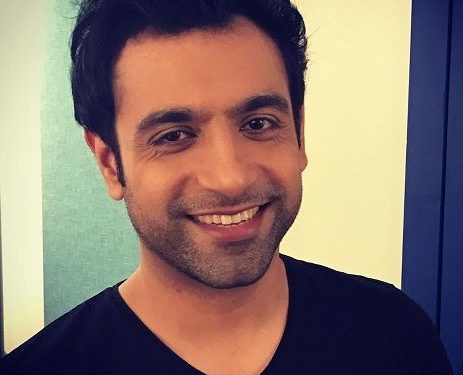 Rochak Kohli उम्र गर्लफ्रेंड पत्नी परिवार Biography in Hindi Rochak Kohli