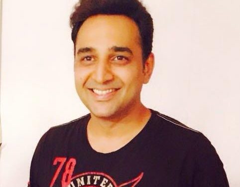 Romanch Mehta हाइट Weight उम्र गर्लफ्रेंड परिवार Biography in Hindi Romanch Mehta