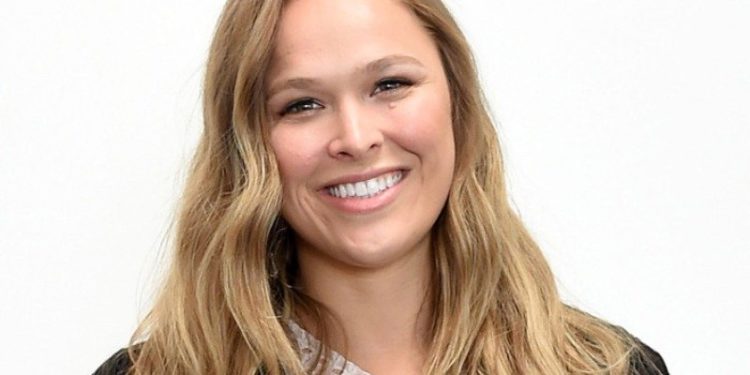 Ronda Rousey हाइट Weight उम्र पति परिवार Biography in Hindi Ronda Rousey