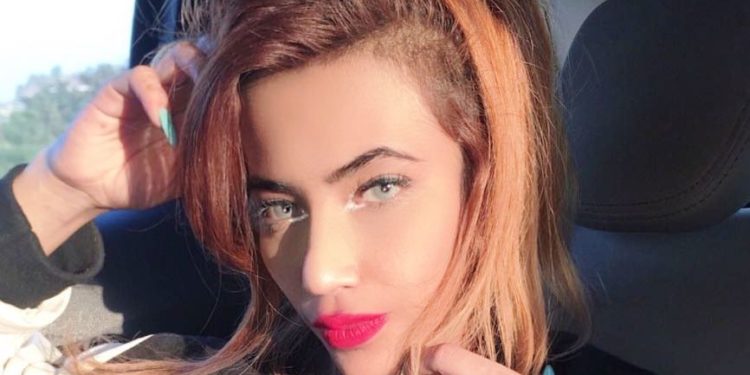 Sakshi Chopra हाइट उम्र बॉयफ्रेंड परिवार Biography in Hindi Sakshi Chopra Height, Age, Boyfriend, Family, Biography & More