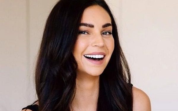 Sarah Todd हाइट Weight उम्र बॉयफ्रेंड Biography in Hindi Sarah Todd