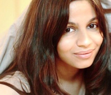 Shaheen Bhatt Alia Bhatts Sister उम्र बॉयफ्रेंड परिवार Biography in Shaheen Bhatt