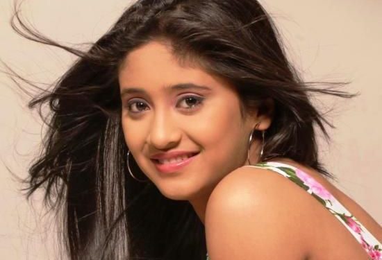 Shivangi Joshi Actress हाइट Weight उम्र Biography in Hindi Shivangi Joshi