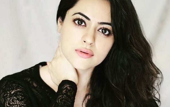 Shruti Sodhi Actress हाइट Weight उम्र Biography in Hindi Shruti Sodhi