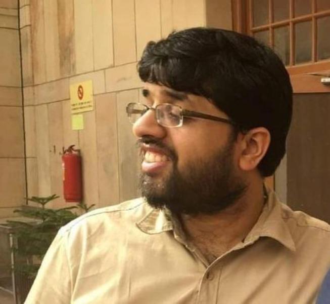 Sitaram Yechury उम्र पत्नी बच्चे परिवार Biography Hindi सीताराम येचुरी के बेटे आशीष