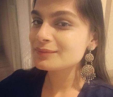 Srishti Dixit YouTuber हाइट उम्र बॉयफ्रेंड परिवार Biography in Hindi Srishti Dixit