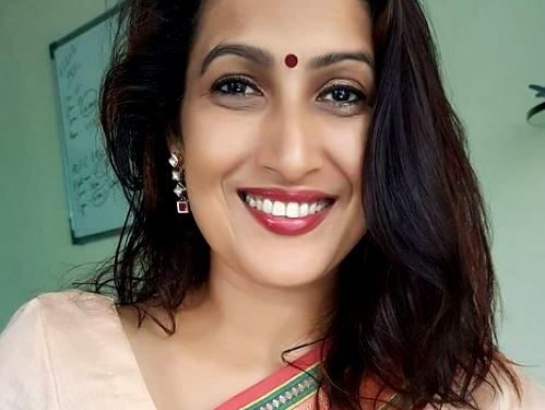 Swati Kumari News Anchor उम्र बॉयफ्रेंड पति परिवार Biography in Swati Kumari