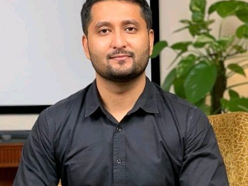 Tarish Bhatt उम्र हाइट पत्नी परिवार Biography in Hindi Tarish Bhatt