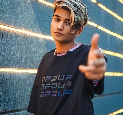 Tushar Silawat हाइट उम्र गर्लफ्रेंड परिवार Biography in Hindi Tushar Silawat