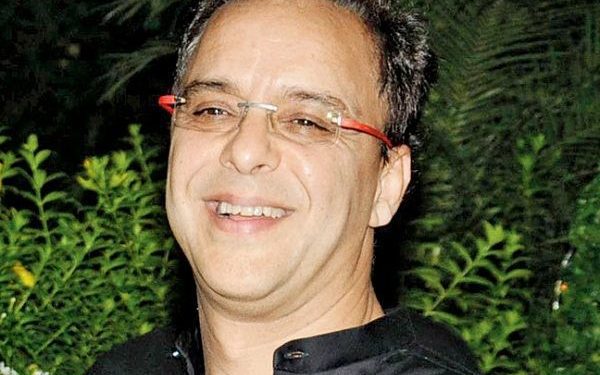 Vidhu Vinod Chopra हाइट Weight उम्र पत्नी बच्चे Biography in Vidhu Vinod Chopra profile