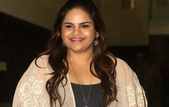 Vidyullekha Raman हाइट उम्र बॉयफ्रेंड पति बच्चे परिवार Biography in Vidyu Raman