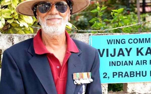 Vijay Karnik IAF उम्र Career पत्नी परिवार Biography in Hindi Vijay Karnik