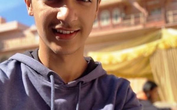 Viren Vazirani उम्र हाइट गर्लफ्रेंड परिवार Biography in Hindi Viren Vazirani