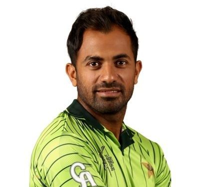Wahab Riaz Cricketer हाइट Weight उम्र पत्नी Affairs Biography in Wahab Riaz