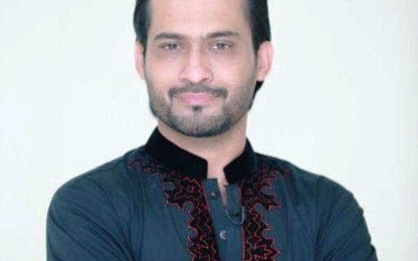 Waqar Zaka उम्र गर्लफ्रेंड पत्नी परिवार Biography in Hindi Waqar Zaka
