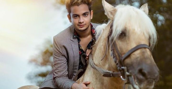 Zabi Khan हाइट उम्र गर्लफ्रेंड परिवार Biography in Hindi Zabi Khan